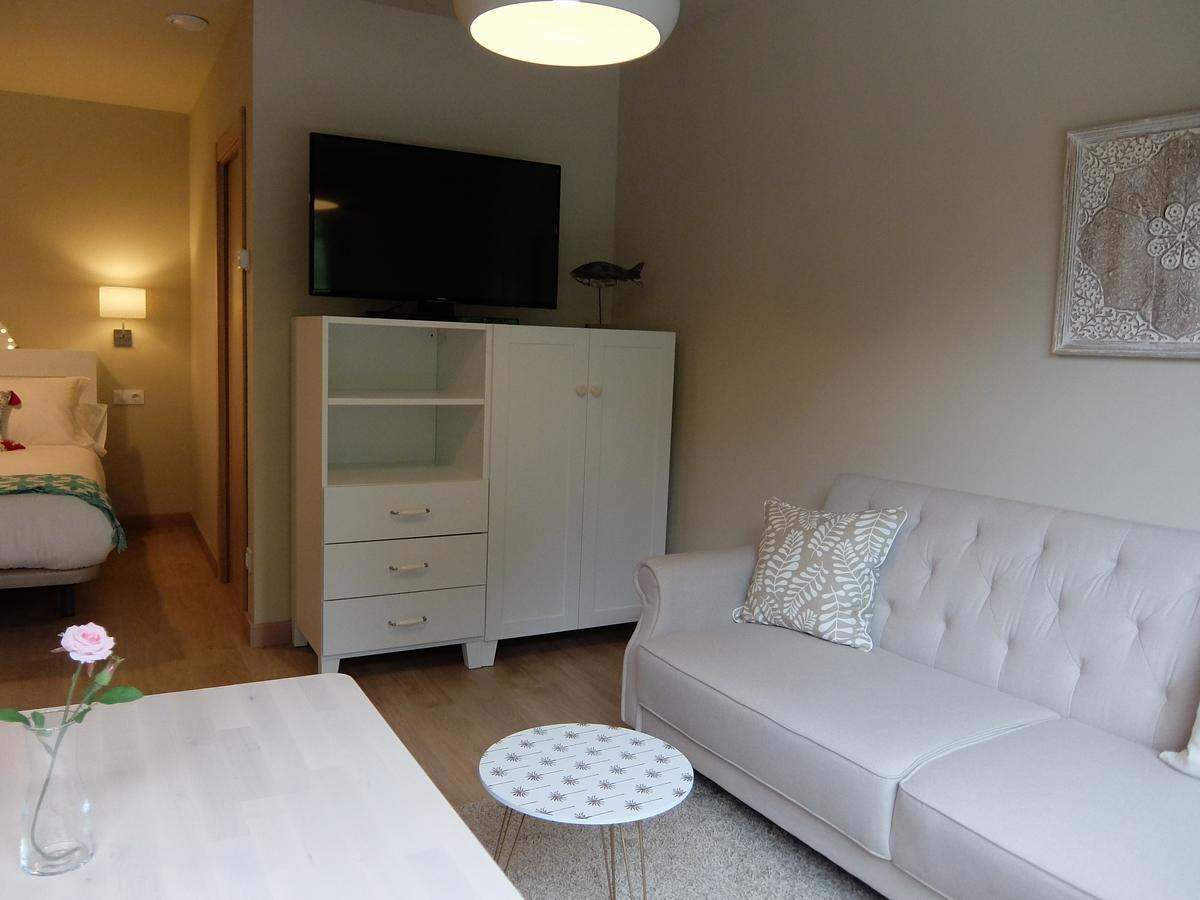 Apartamentos La Senda De 利亚内斯 外观 照片
