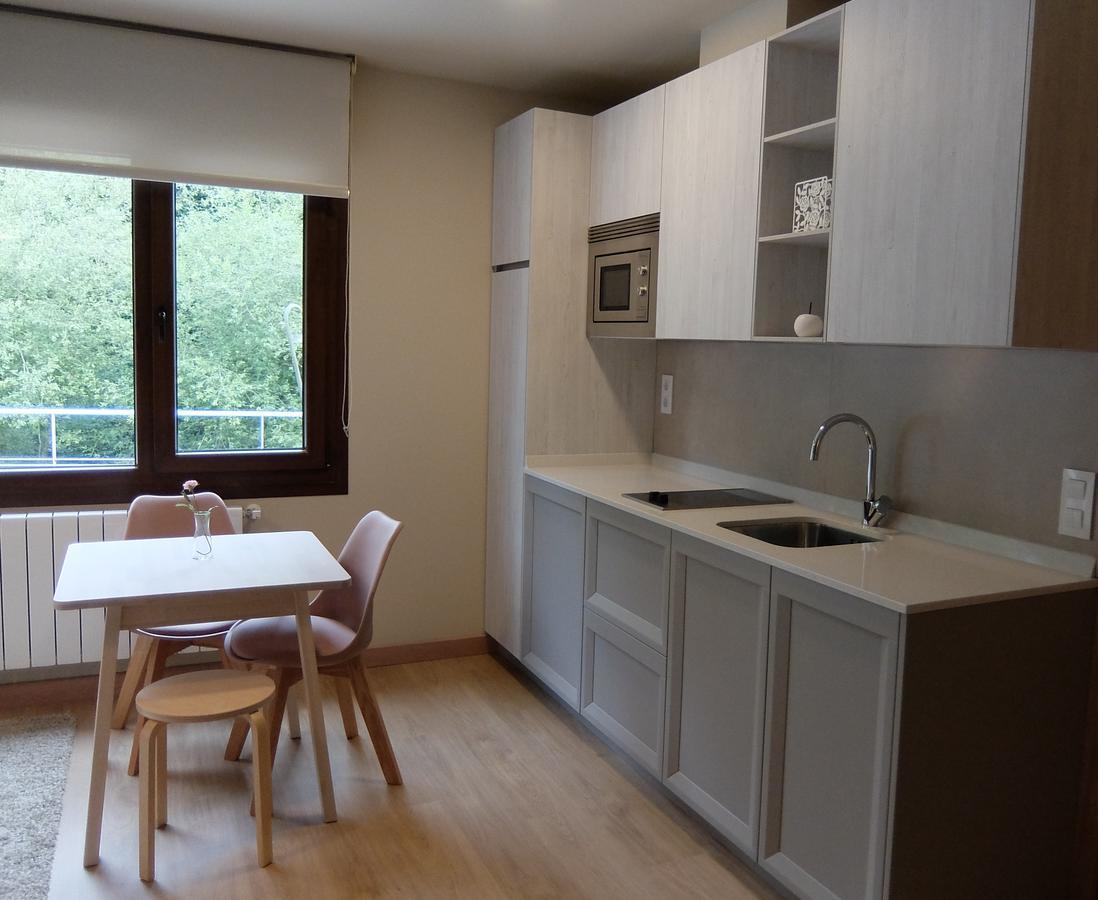 Apartamentos La Senda De 利亚内斯 外观 照片