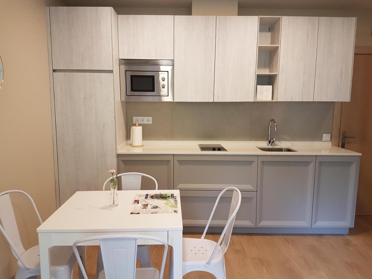 Apartamentos La Senda De 利亚内斯 外观 照片